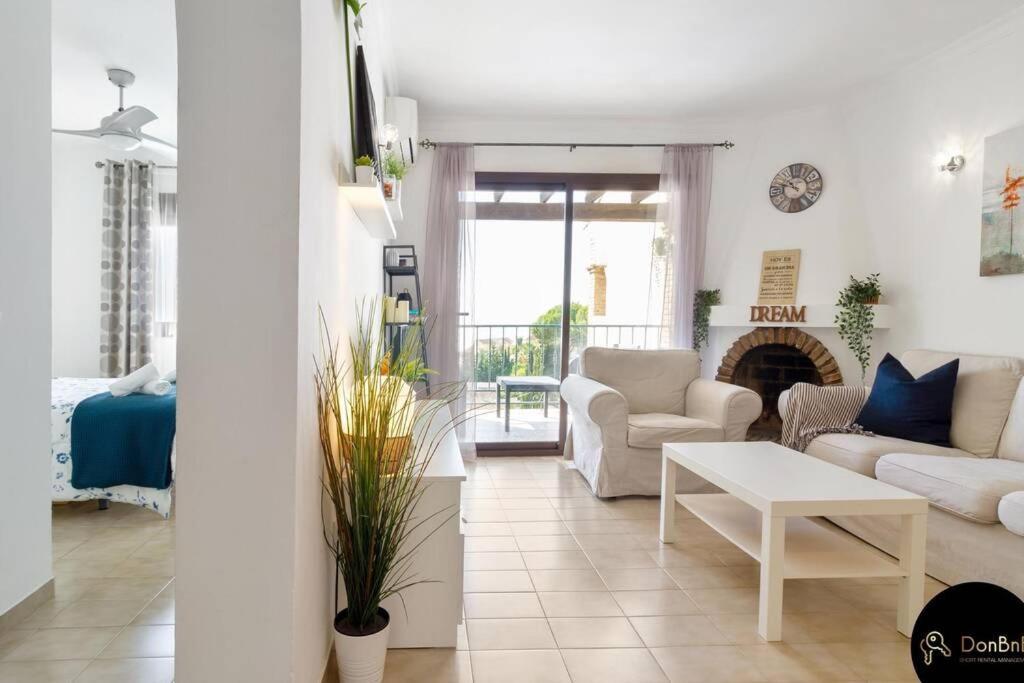 Sea view apartment in Benalmádena la Capellanía Esterno foto